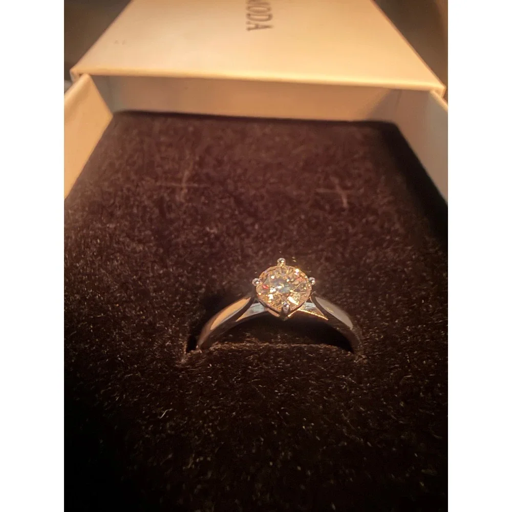 Genuine .8CT Moissanite Solitaire Ring S925 Sterling Silver Size 9.5